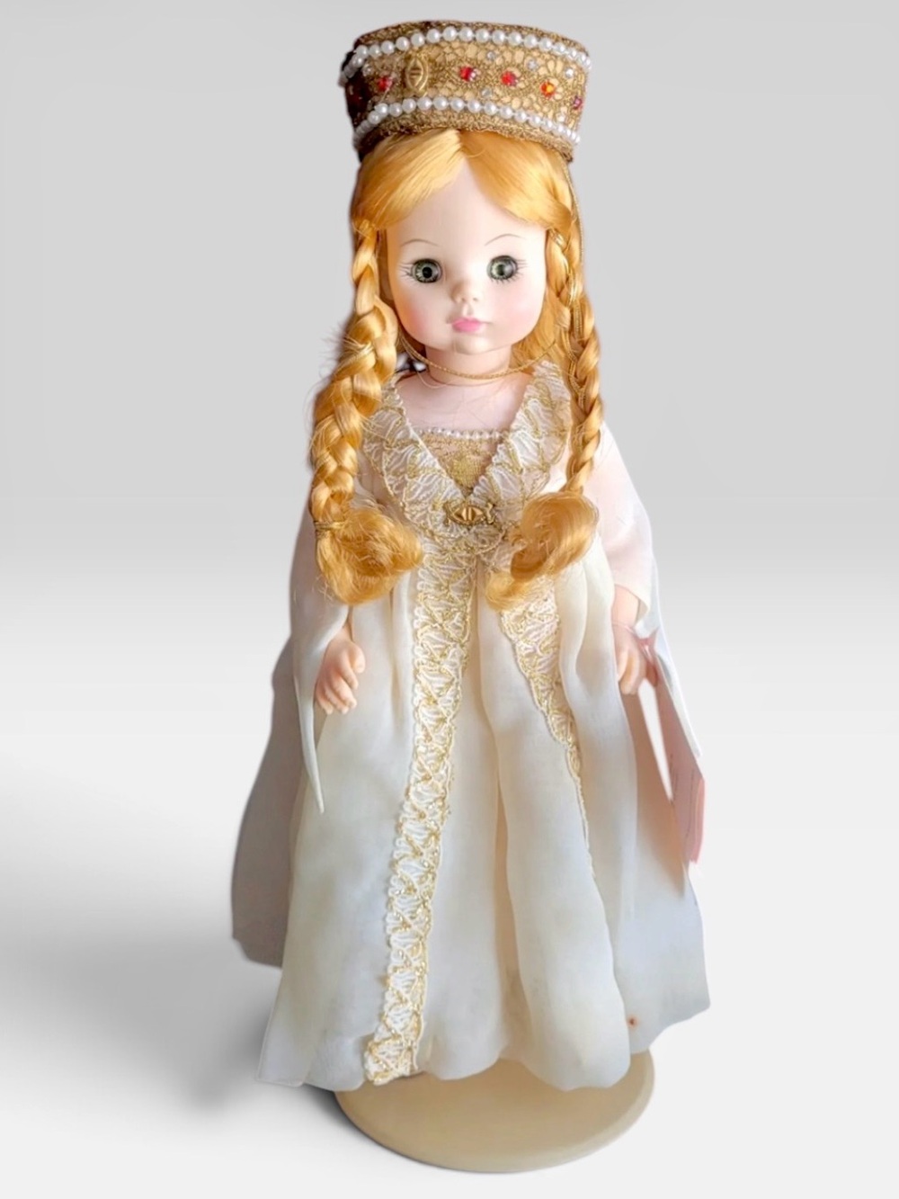 Vintage Madame Alexander Isolde Doll (#1413)